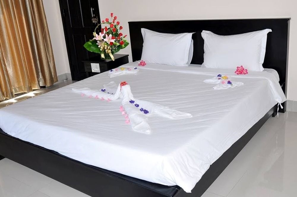 Hon Rom Central Beach Resort Mui Ne Bagian luar foto