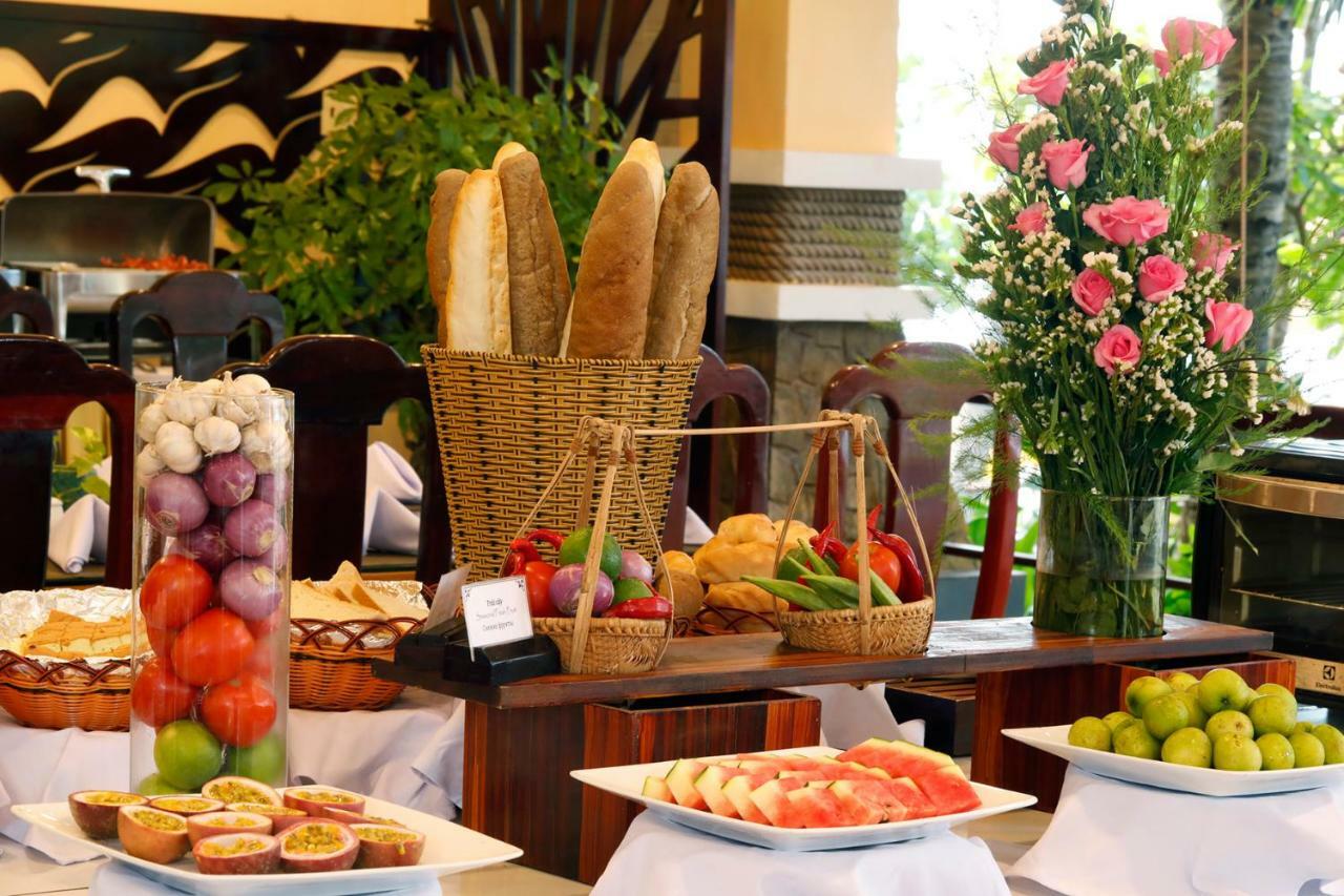 Hon Rom Central Beach Resort Mui Ne Bagian luar foto