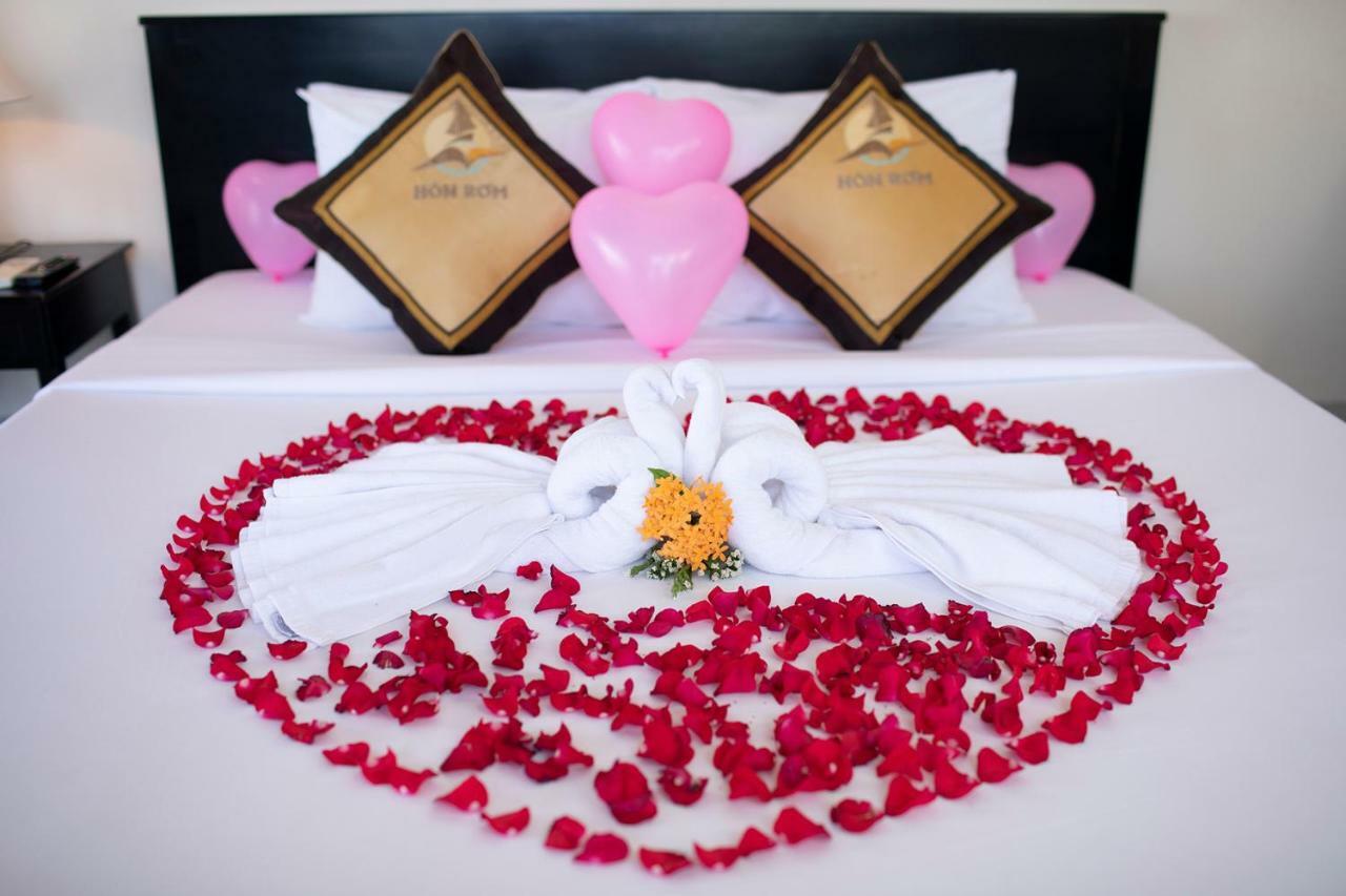 Hon Rom Central Beach Resort Mui Ne Bagian luar foto