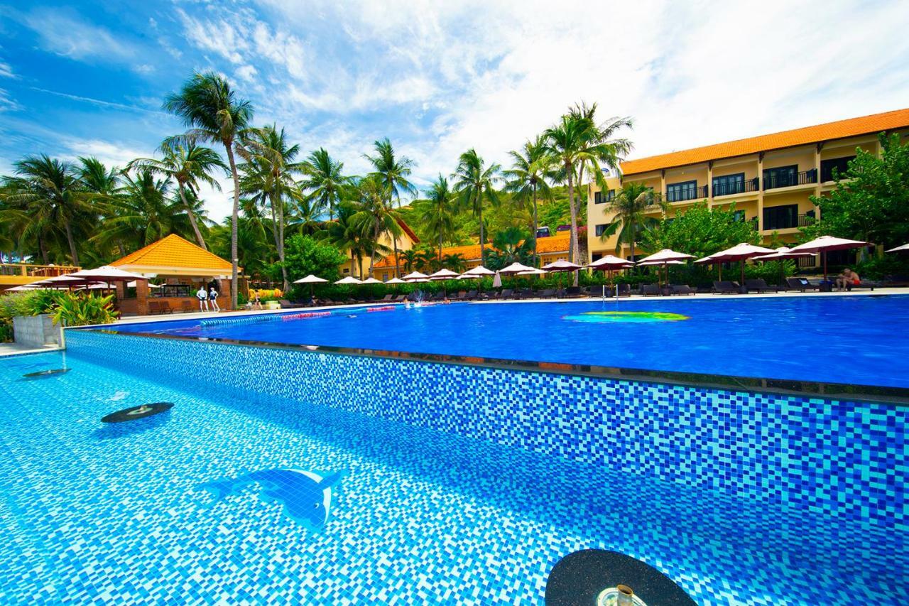 Hon Rom Central Beach Resort Mui Ne Bagian luar foto