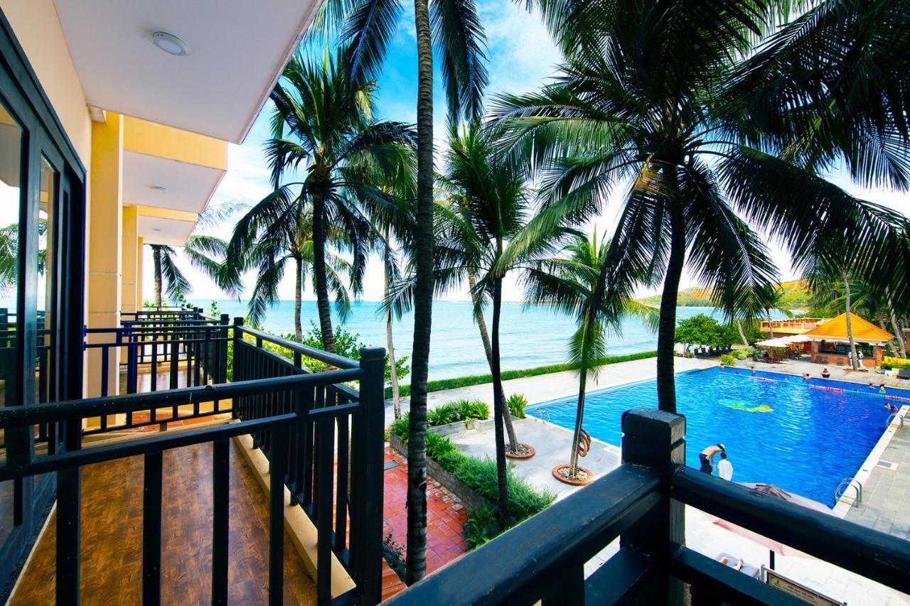 Hon Rom Central Beach Resort Mui Ne Bagian luar foto